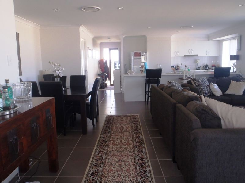 1 Lockyer Cresent, Roma QLD 4455