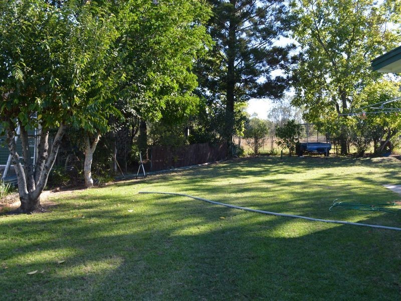 13 Hunter Street, Roma QLD 4455