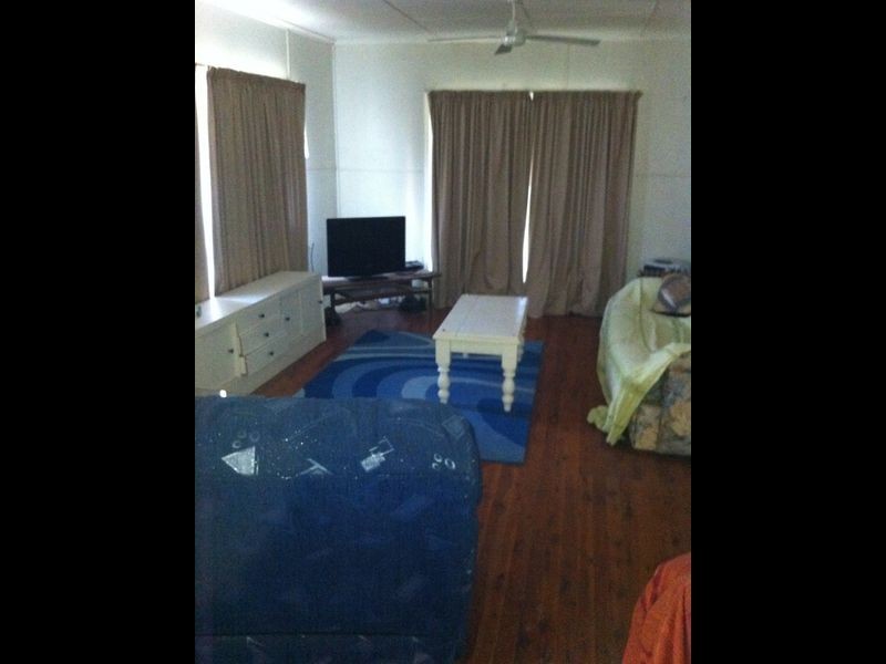 43 Annandale Street, Injune QLD 4454