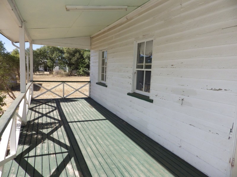 132 Arthur Street, Roma QLD 4455