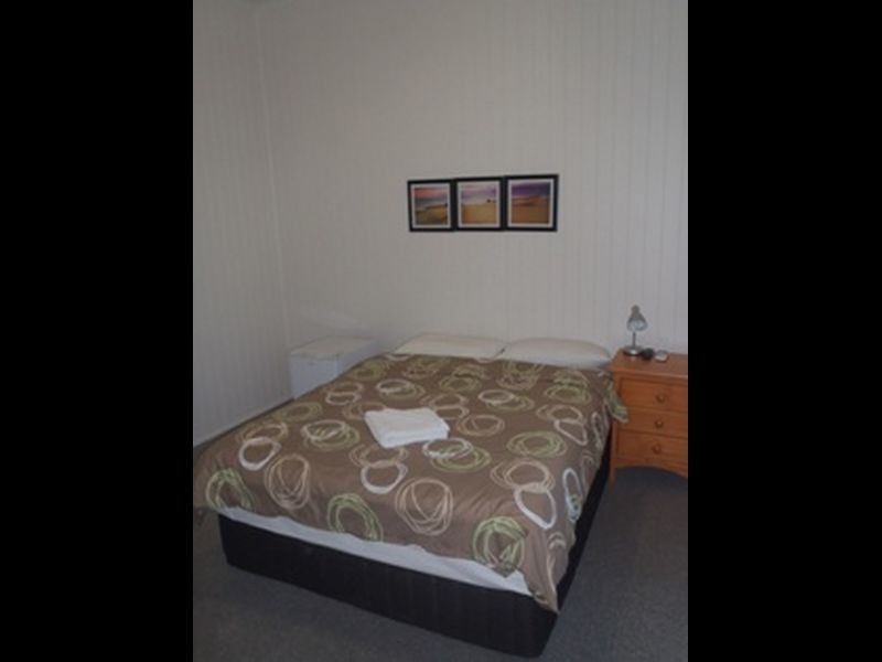 35 Bowen Street, Roma QLD 4455