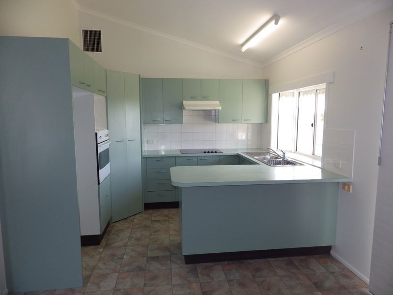 80 Corfe Road, Roma QLD 4455