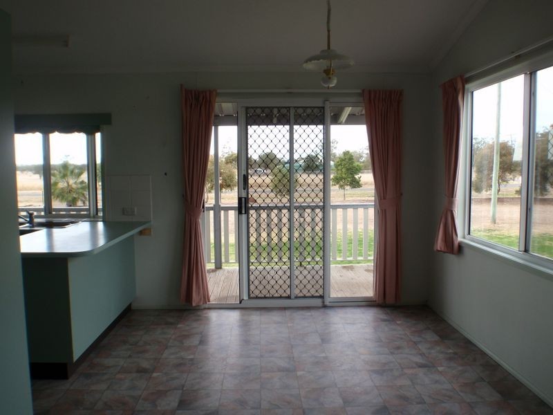 80 Corfe Road, Roma QLD 4455