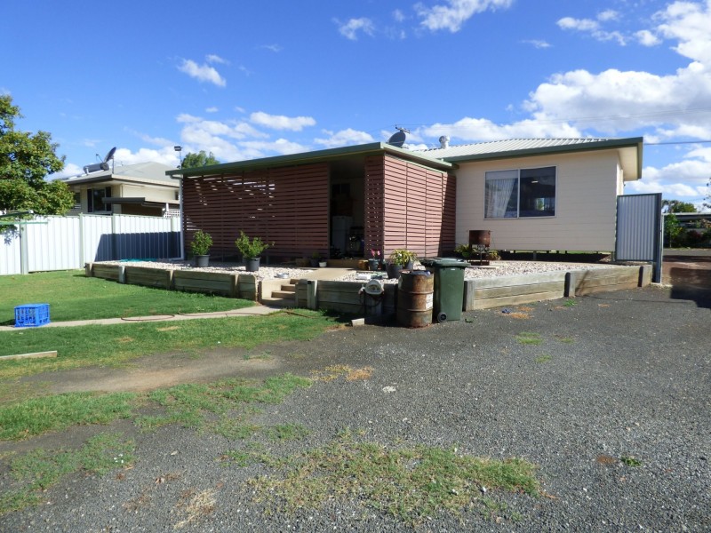 7 Robusta Drive, Roma QLD 4455