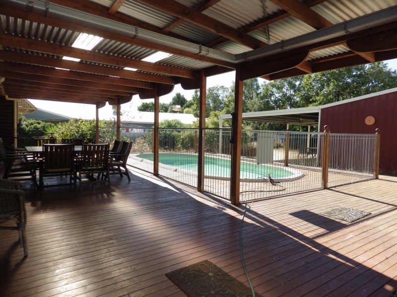 34 Robusta Drive, Roma QLD 4455