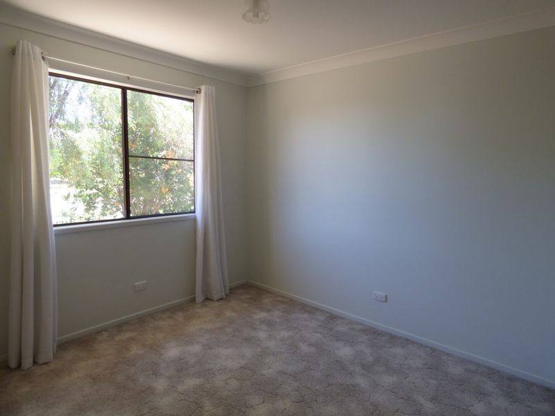 24 Derry Street, Roma QLD 4455