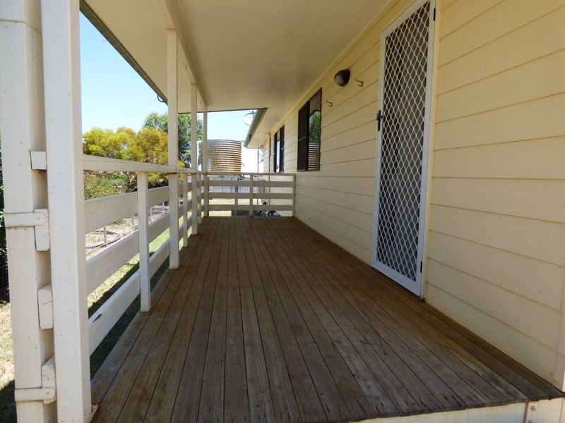 24 Derry Street, Roma QLD 4455