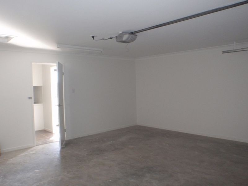 17 Edna Street, Roma QLD 4455