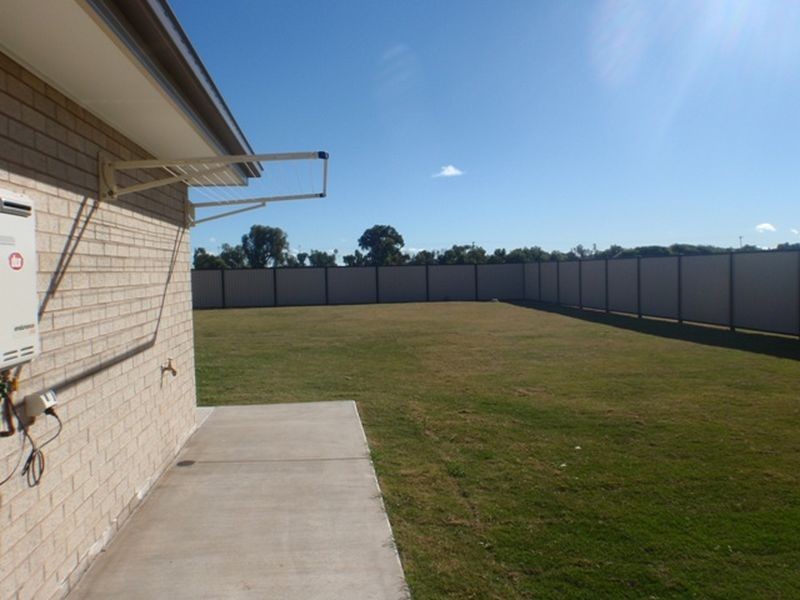 17 Edna Street, Roma QLD 4455