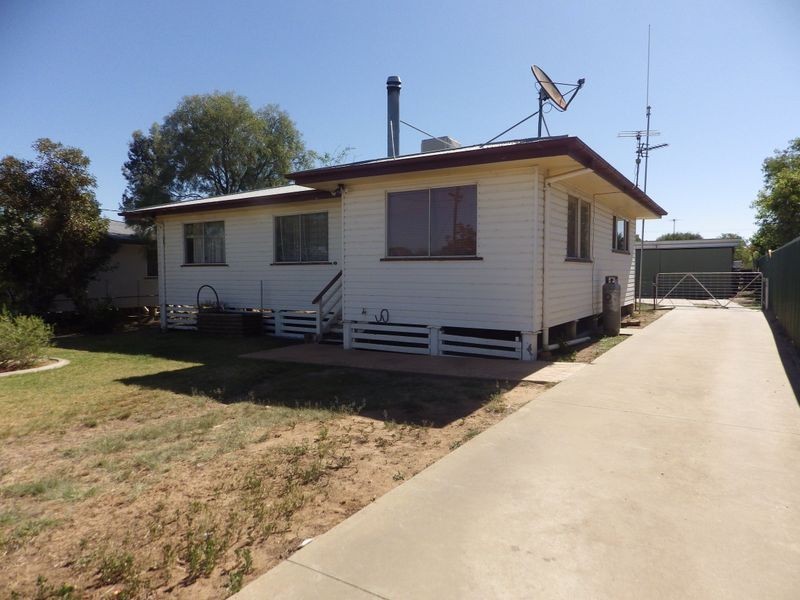 27 Jackson Street, Roma QLD 4455