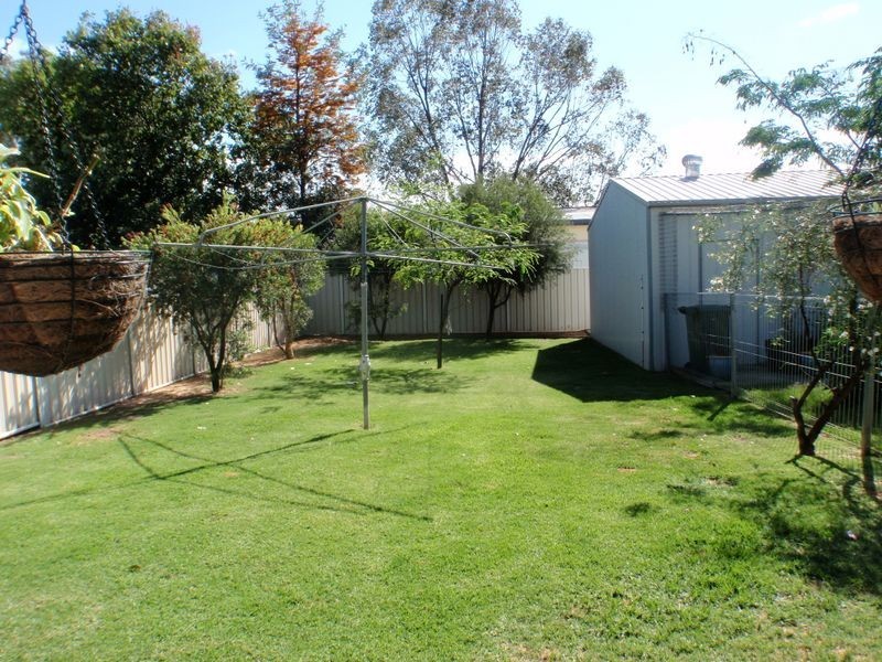 1/4a Eva Street, Roma QLD 4455