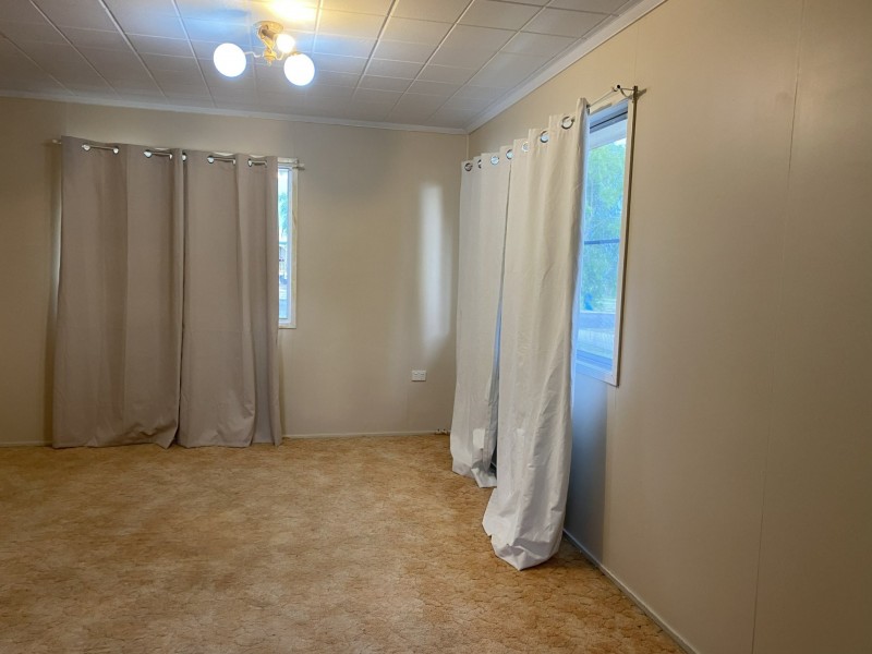 8 Foott Street, Roma QLD 4455