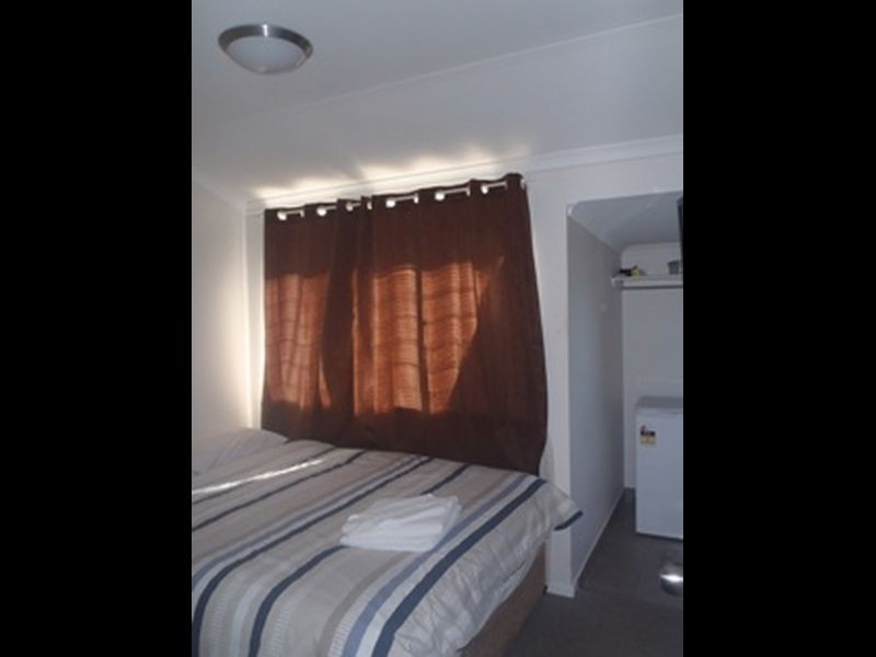 14 Feather Street, Roma QLD 4455
