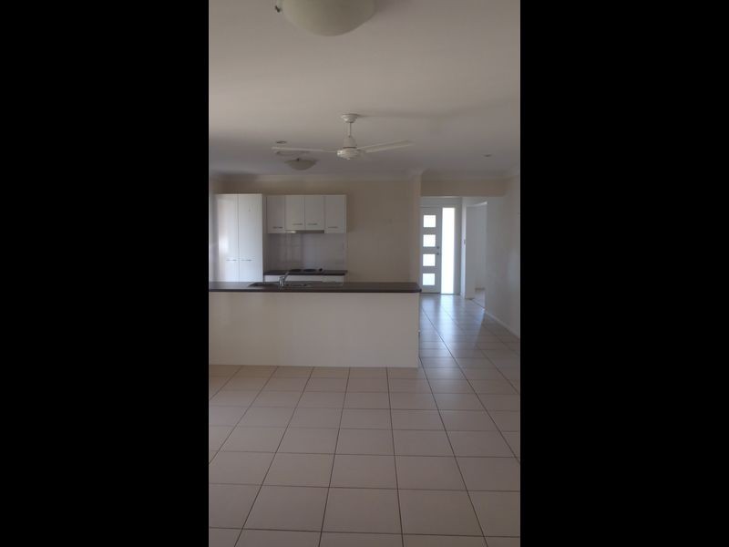 41 Currey Street, Roma QLD 4455