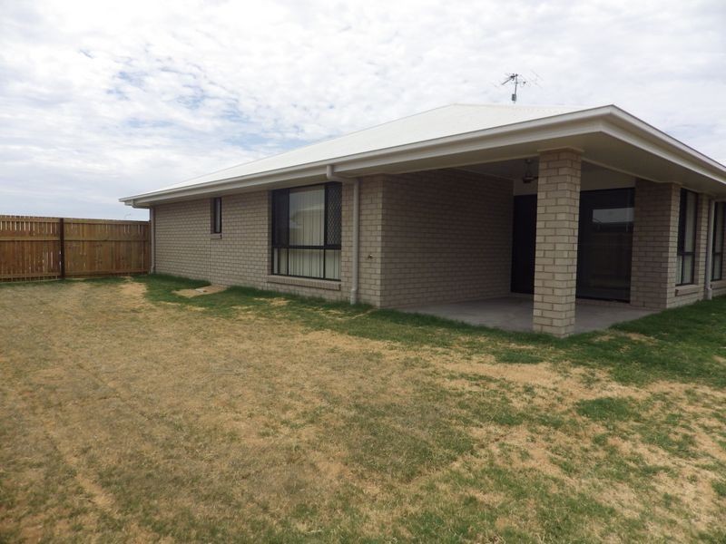 35 Wheeler Drive, Roma QLD 4455