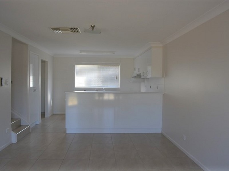 1/185 Edwardes Street, Roma QLD 4455