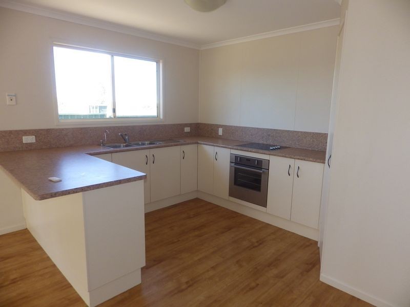 24 South Street, Roma QLD 4455