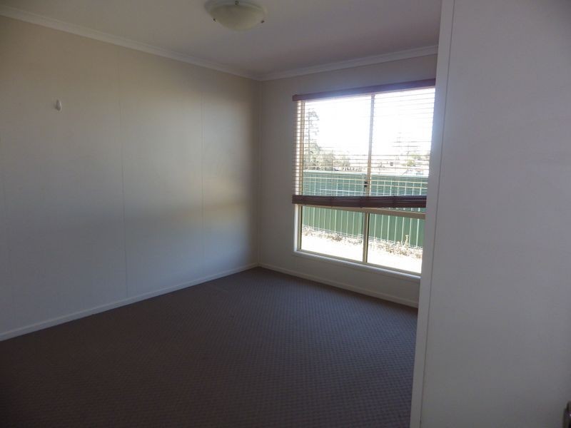 24 South Street, Roma QLD 4455