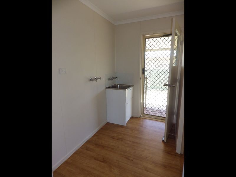 24 South Street, Roma QLD 4455