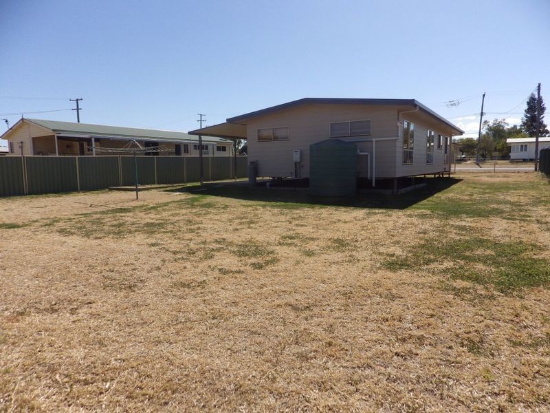 24 South Street, Roma QLD 4455