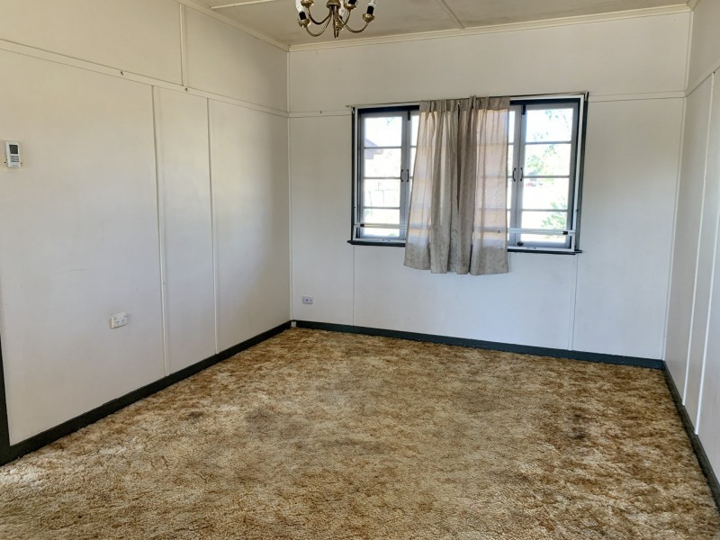 110 Miscamble Street, Roma QLD 4455