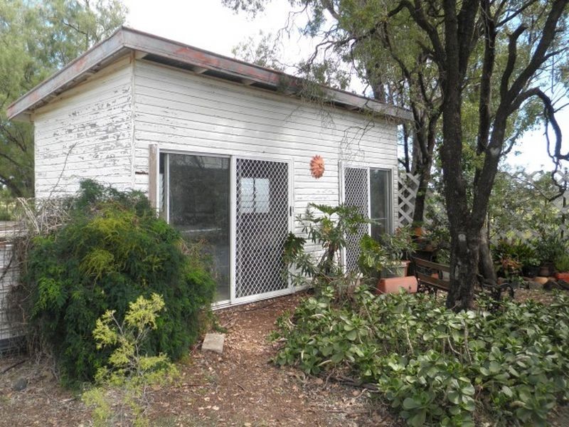 146a Northern Road, Roma QLD 4455