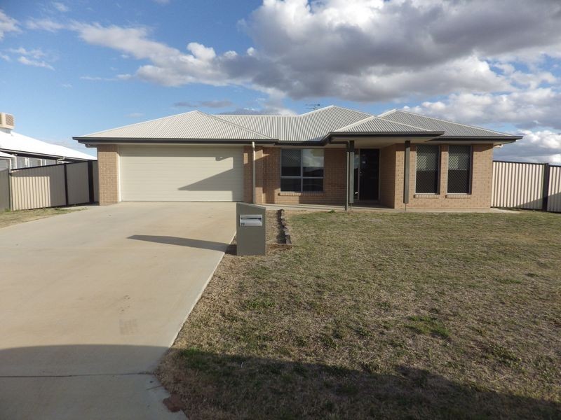 20 Beetson Drive, Roma QLD 4455