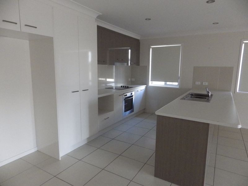 20 Beetson Drive, Roma QLD 4455