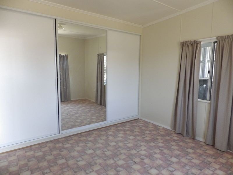 2/40 Twine Street, Roma QLD 4455