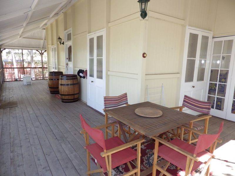 9 Miscamble Street, Roma QLD 4455