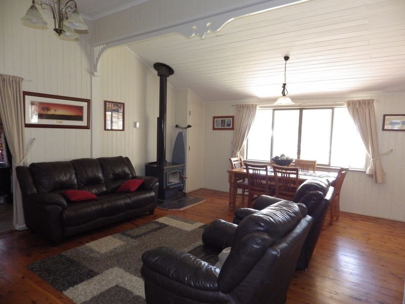 9 Miscamble Street, Roma QLD 4455