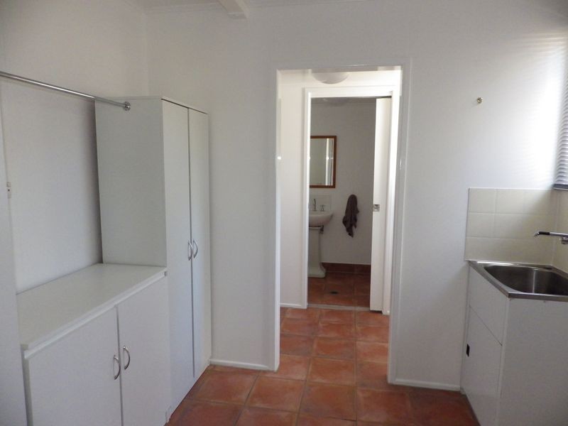 18 Albert Street, Roma QLD 4455