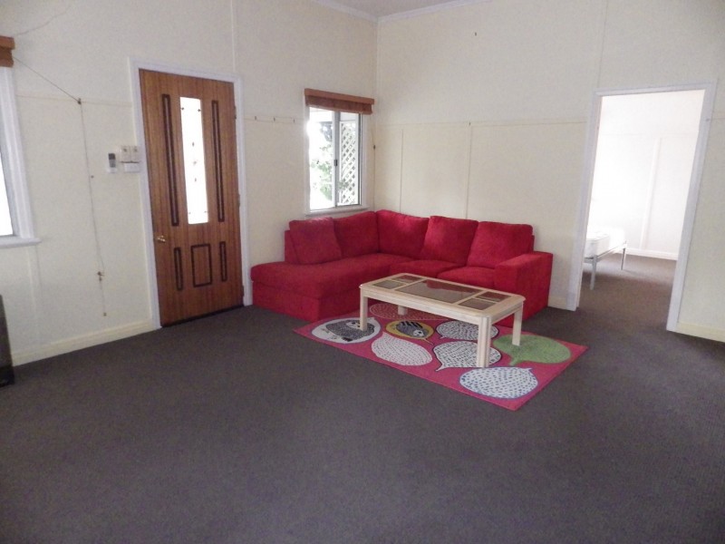 58 Hawthorne Street, Roma QLD 4455