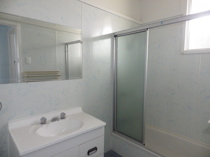 33 Foott Street, Roma QLD 4455