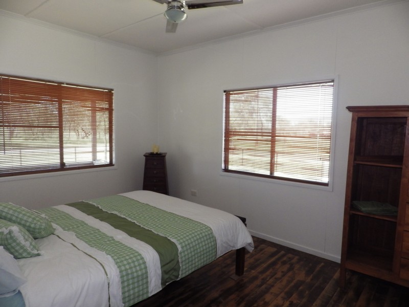 125 Louisa Street, Mitchell QLD 4465