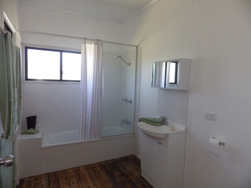 125 Louisa Street, Mitchell QLD 4465