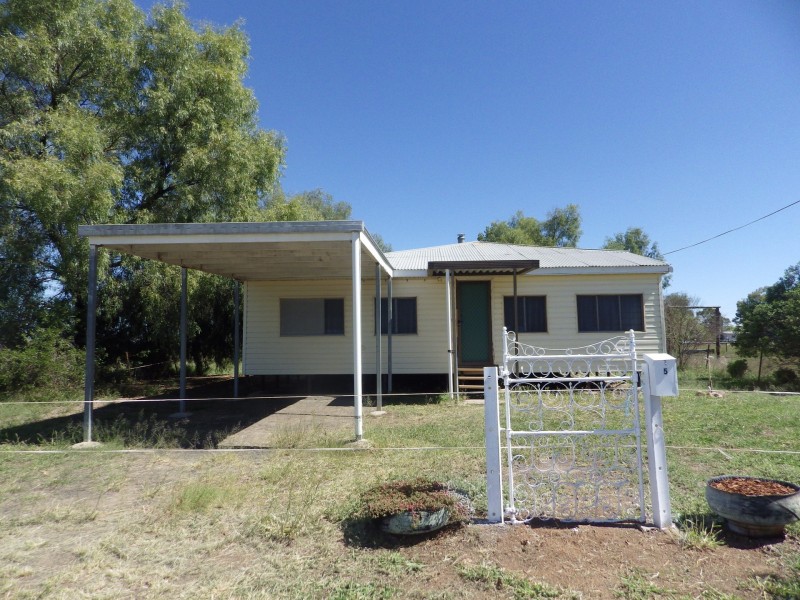 5 Sophia Street, Mitchell QLD 4465