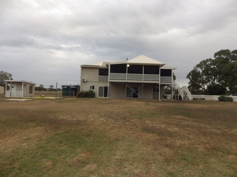 2 Burke Street, Yuleba QLD 4427