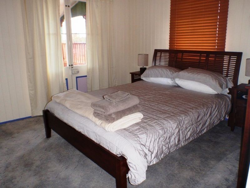 87 Wyndham Street, Roma QLD 4455