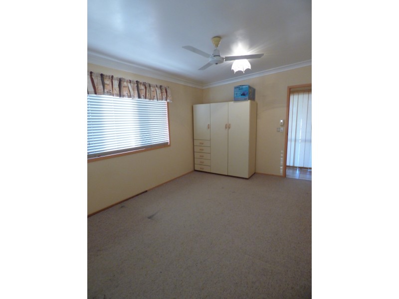 174 Duke Street, Roma QLD 4455