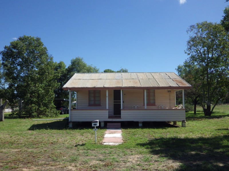 21 Edinburgh Street, Mitchell QLD 4465