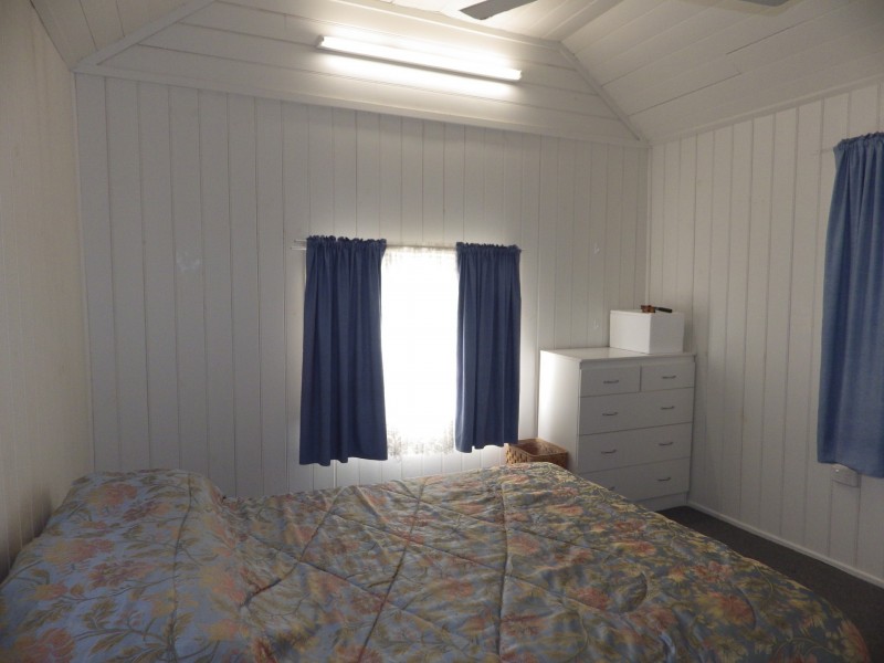 21 Edinburgh Street, Mitchell QLD 4465