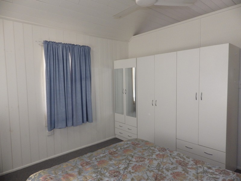 21 Edinburgh Street, Mitchell QLD 4465