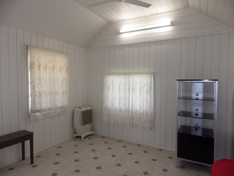 21 Edinburgh Street, Mitchell QLD 4465