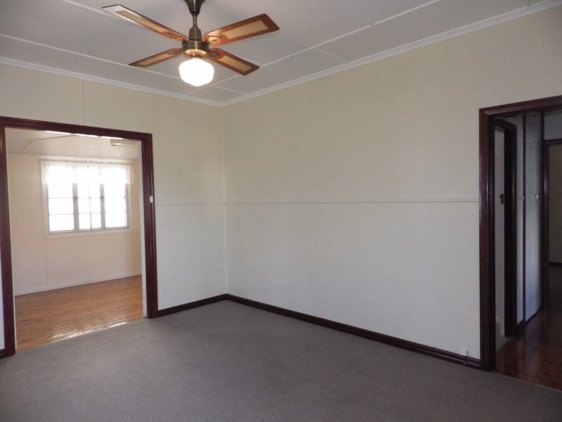 25 Conlan Street, Roma QLD 4455