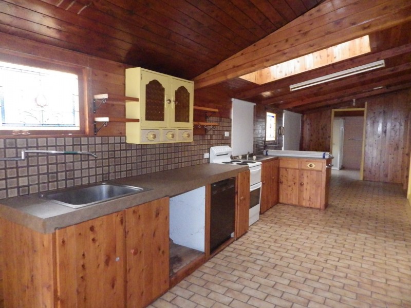 14 Bass Street, Yuleba QLD 4427