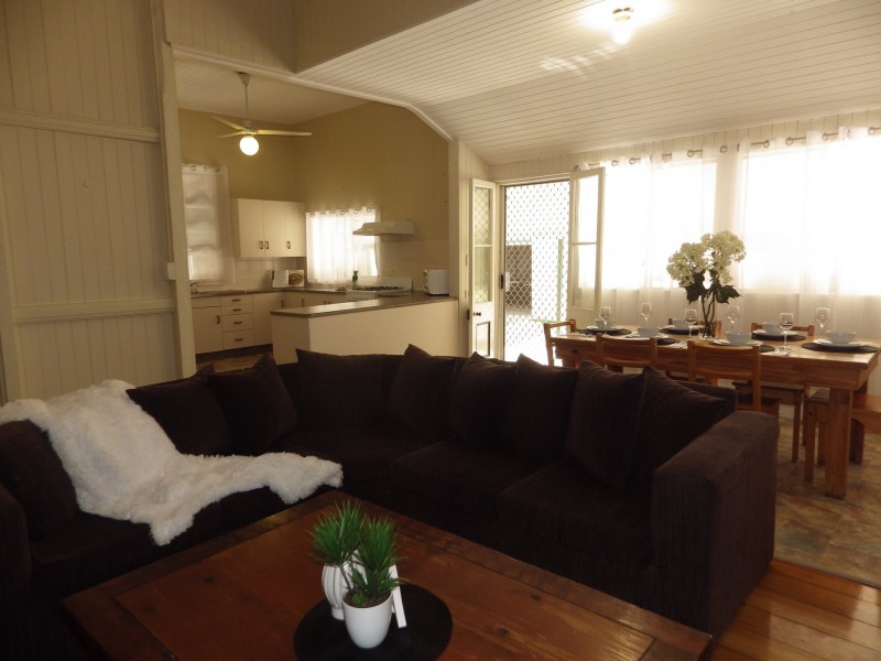 31 William Street, Roma QLD 4455