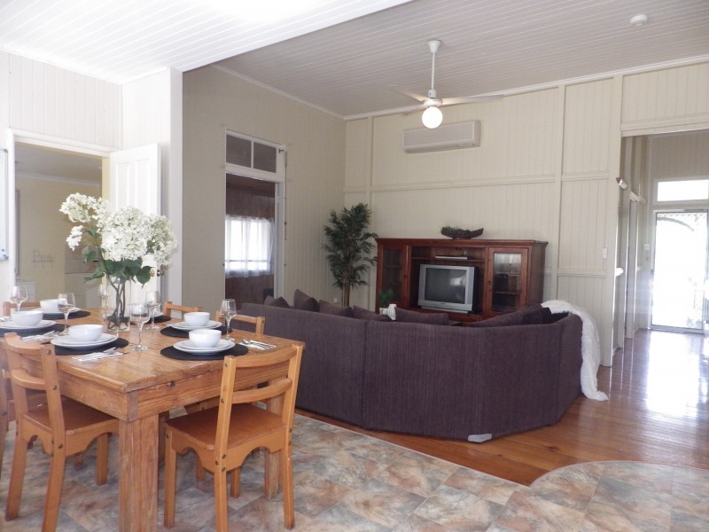 31 William Street, Roma QLD 4455