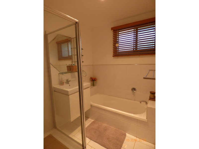 28 Howard Street, Roma QLD 4455