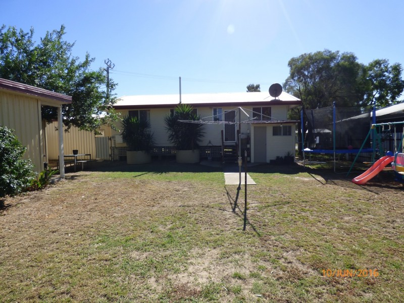 28 Howard Street, Roma QLD 4455